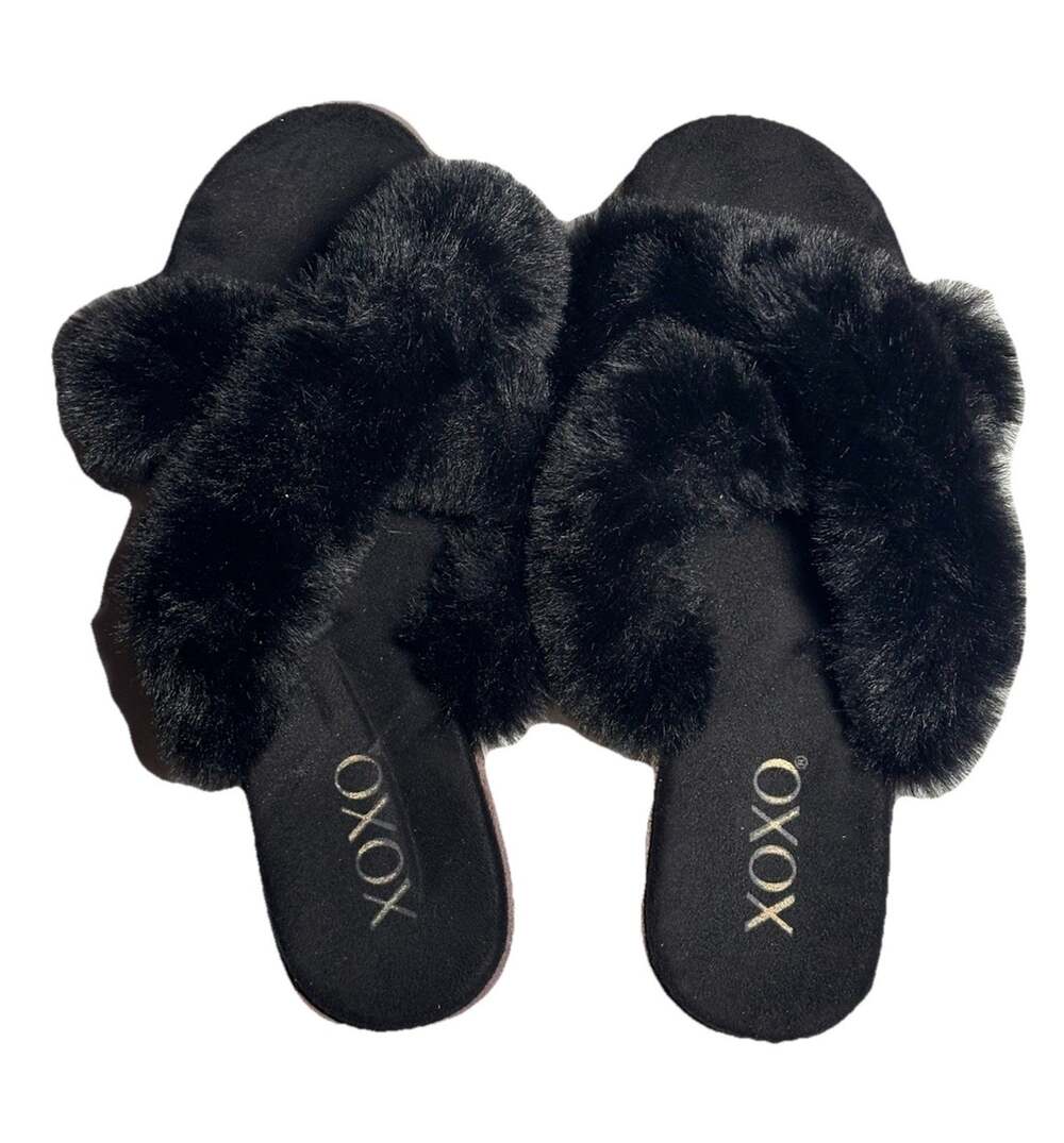XOXO Women’s Size 7 Black Faux Fur CrissCross Slide Slippers